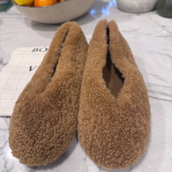 Bottega Veneta brown shearling fur flat  shoes 36 - Picture 3 of 8